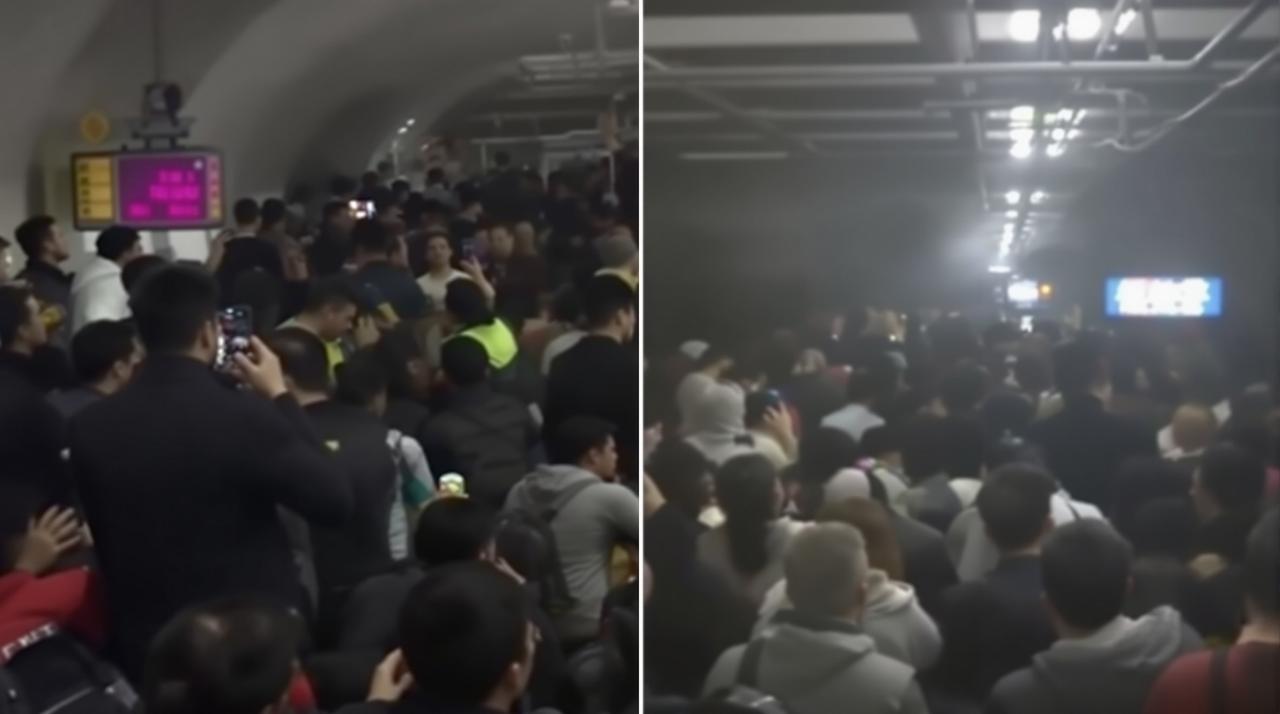 某城市地铁站突发大规模停电,数千名乘客被困车厢